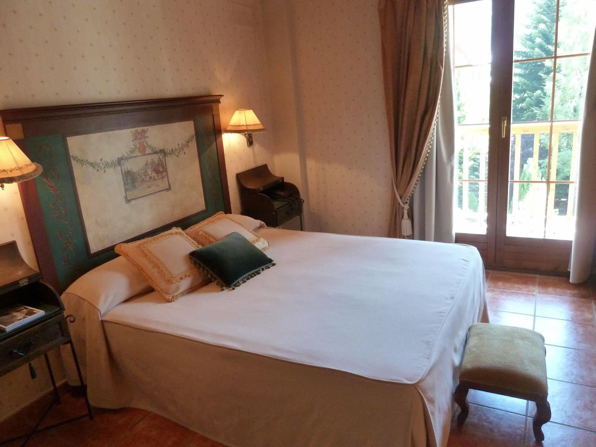 Hotel Bocale Sallent de Gállego Zewnętrze zdjęcie